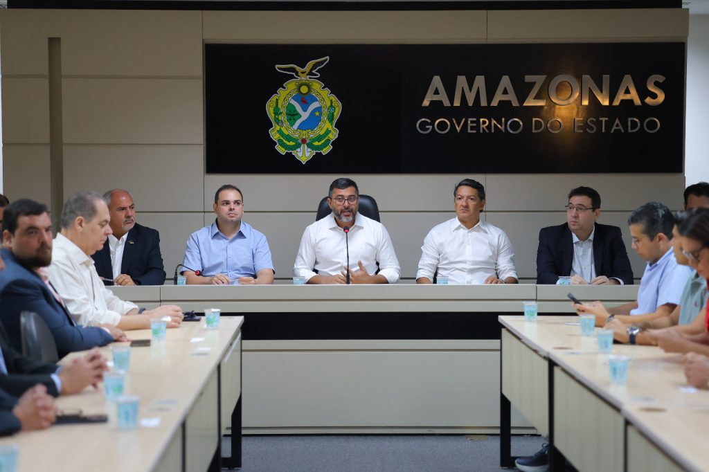  Wilson Lima anuncia redução do IPVA e Refis 2025, com descontos de multas e juros em até 95%