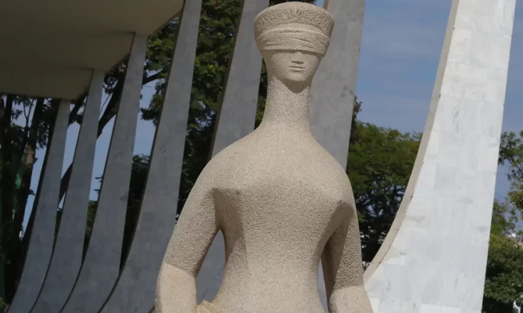 STF julga indulto de Bolsonaro a condenados por Massacre do Carandiru